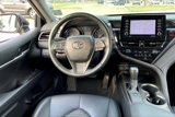 Used 2023 Toyota Camry SE image 5