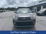 Used 2017 Toyota Highlander SE image 4