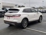 Used 2019 Lincoln Nautilus Reserve image 3