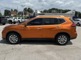 Used 2017 Nissan Rogue SV image 4