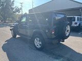 Used 2018 Jeep Wrangler Unlimited Sport S image 3