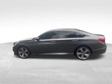 Used 2019 Honda Accord Touring image 2