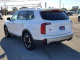 Used 2023 Kia Telluride S w/ S Sunroof Package image 5