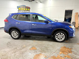 Used 2017 Nissan Rogue SV image 3