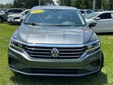 Used 2022 Volkswagen Passat 2.0T SE image 2