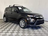 Used 2022 Kia Soul LX image 2