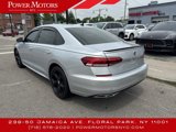 Used 2020 Volkswagen Passat 2.0T R-Line image 3