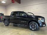 Used 2018 Nissan Titan PRO-4X image 2