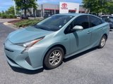 Used 2017 Toyota Prius Three image 2