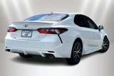 Used 2021 Toyota Camry SE image 2