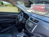 Used 2017 Nissan Altima 2.5 SL w/ 2.5 Technology Package image 2