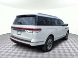 Used 2023 Lincoln Navigator L Reserve image 3