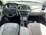 Used 2017 Hyundai Sonata SE image 5