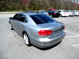 Used 2013 Volkswagen Passat TDI SE image 3