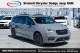 New 2025 Chrysler Pacifica Limited image 3