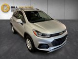 Used 2022 Chevrolet Trax LT w/ LT Convenience Package image 3