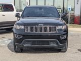 Used 2020 Jeep Grand Cherokee Laredo image 2