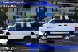 Used 1995 GMC Suburban 2WD image 2