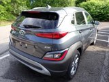 Certified 2022 Hyundai Kona SEL w/ Convenience Package image 4