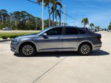Used 2019 Volkswagen Jetta SEL w/ Cold Weather Package image 4