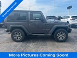 Used 2016 Jeep Wrangler Rubicon w/ Connectivity Group image 4