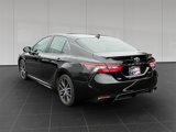 Used 2021 Toyota Camry SE image 3