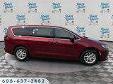 Used 2023 Chrysler Voyager LX image 4