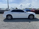 Used 2019 Chrysler 300 Limited image 2