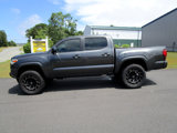 Used 2018 Toyota Tacoma SR w/ SR Convenience Package image 2