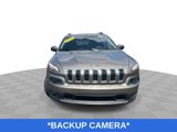 Used 2016 Jeep Cherokee Latitude w/ Cold Weather Group image 4
