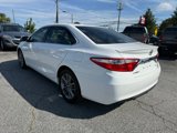 Used 2017 Toyota Camry SE image 5