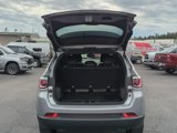 Used 2023 Jeep Compass Latitude image 5