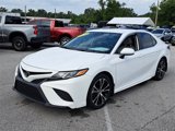 Used 2020 Toyota Camry SE image 3