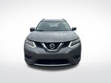 Used 2016 Nissan Rogue SV w/ SV Premium Package image 2