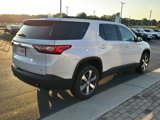 Used 2021 Chevrolet Traverse LT w/ LT Premium Package image 5