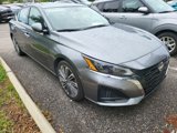 Used 2023 Nissan Altima 2.5 SL image 2