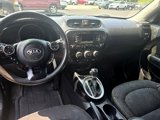 Used 2015 Kia Soul + image 6