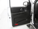 Used 2009 Chevrolet TrailBlazer LT w/ Sun And 6-Disc Cd Package image 4