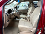 Used 2007 Nissan Frontier SE w/ SE Value Truck Pkg image 2