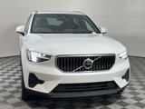 Certified 2025 Volvo XC40 B5 Core image 4