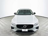 Certified 2025 Volvo S60 B5 Core image 2