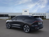 New 2025 Lincoln Nautilus Premier image 4