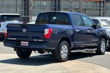 Used 2018 Nissan Titan SV image 4