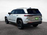 Used 2023 Jeep Grand Cherokee Altitude image 4