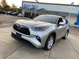 Used 2021 Toyota Highlander LE image 4