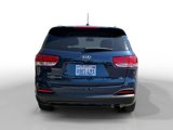 Used 2018 Kia Sorento LX image 4