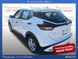 Used 2022 Nissan Kicks S image 3