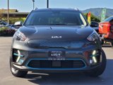 Used 2022 Kia Niro EX image 2