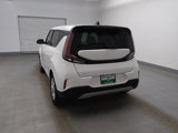 Used 2023 Kia Soul LX w/ LX Technology Package image 6