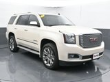 Used 2015 GMC Yukon Denali w/ Touring Package image 2